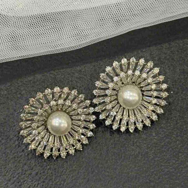 PEARL DIAMOND STUD