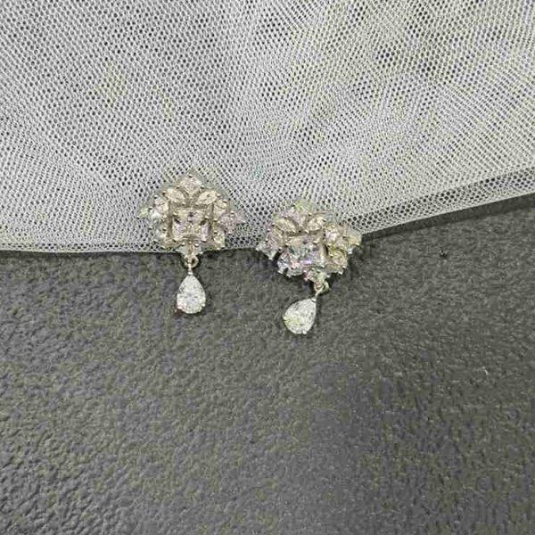 BONITA SMALL EARRING