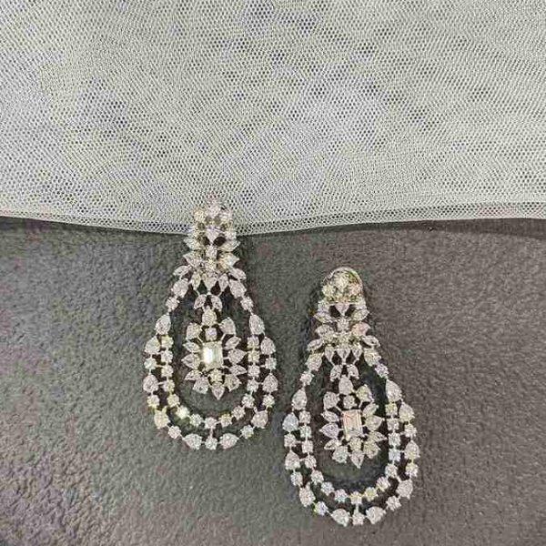 DIXIE DIAMOND EARRING
