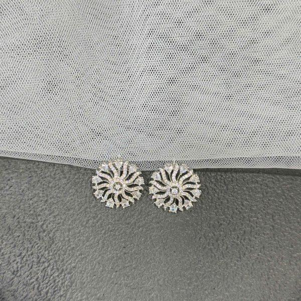 SUNFLOWER DIAMOND STUD