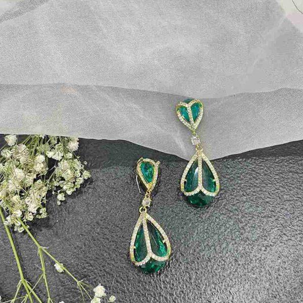 FAYE GREEN 92.5 SILVER EARRING