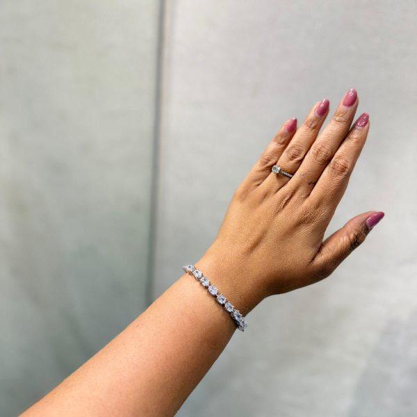 Harita Diamond Bangle